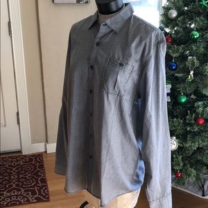 Men’s dress shirt